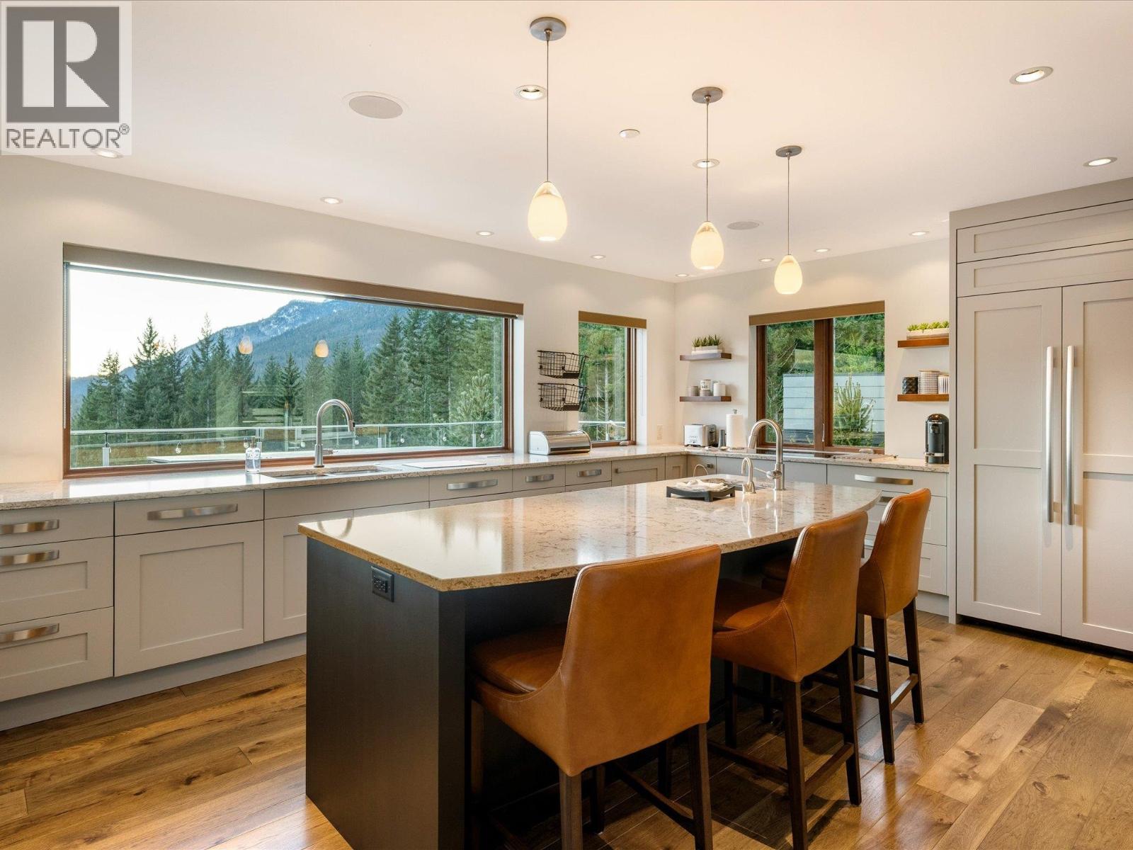 8529 ASHLEIGH MCIVOR DRIVE, Whistler