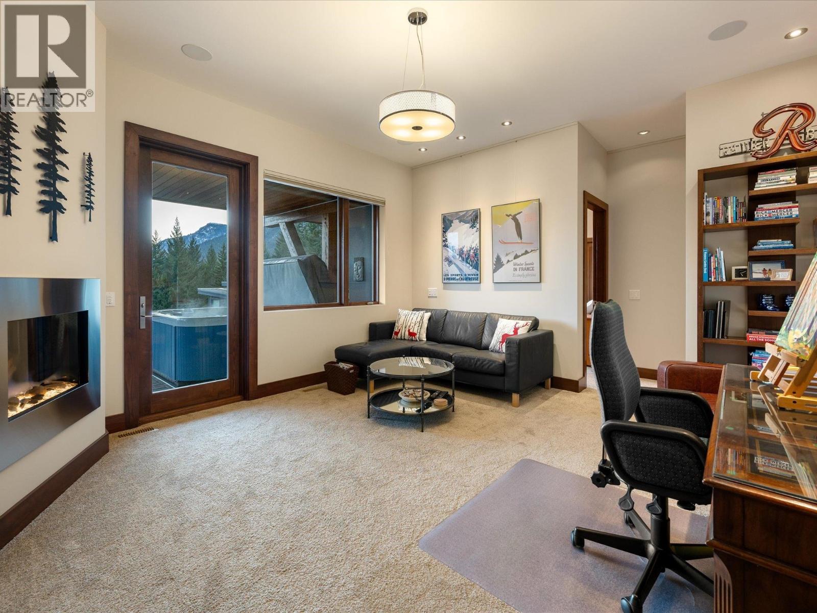 8529 ASHLEIGH MCIVOR DRIVE, Whistler