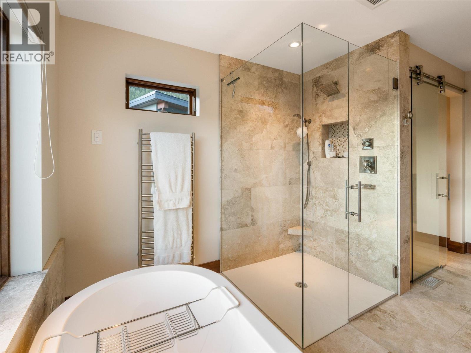 8529 ASHLEIGH MCIVOR DRIVE, Whistler