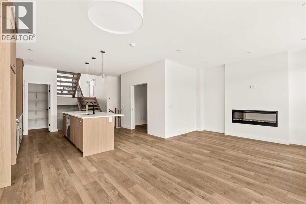 Single Family House 4 Level for Sale in  Creekstone Circle SW Pine Creek Calgary 