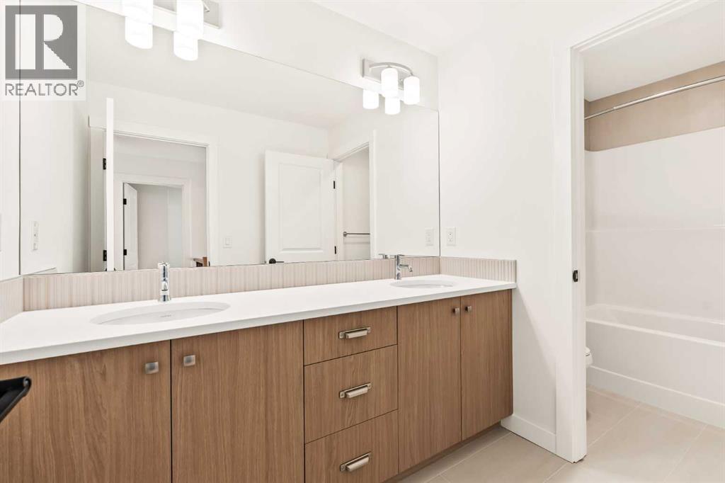 Single Family House 4 Level for Sale in  Creekstone Circle SW Pine Creek Calgary 