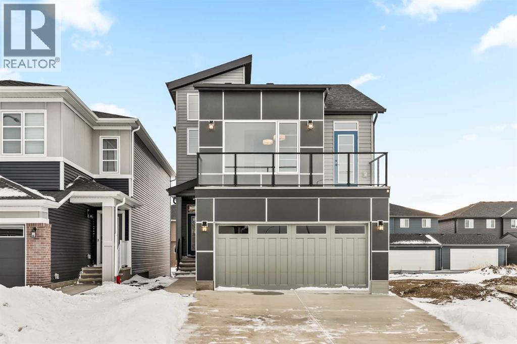 Single Family House 4 Level for Sale in  Creekstone Circle SW Pine Creek Calgary 