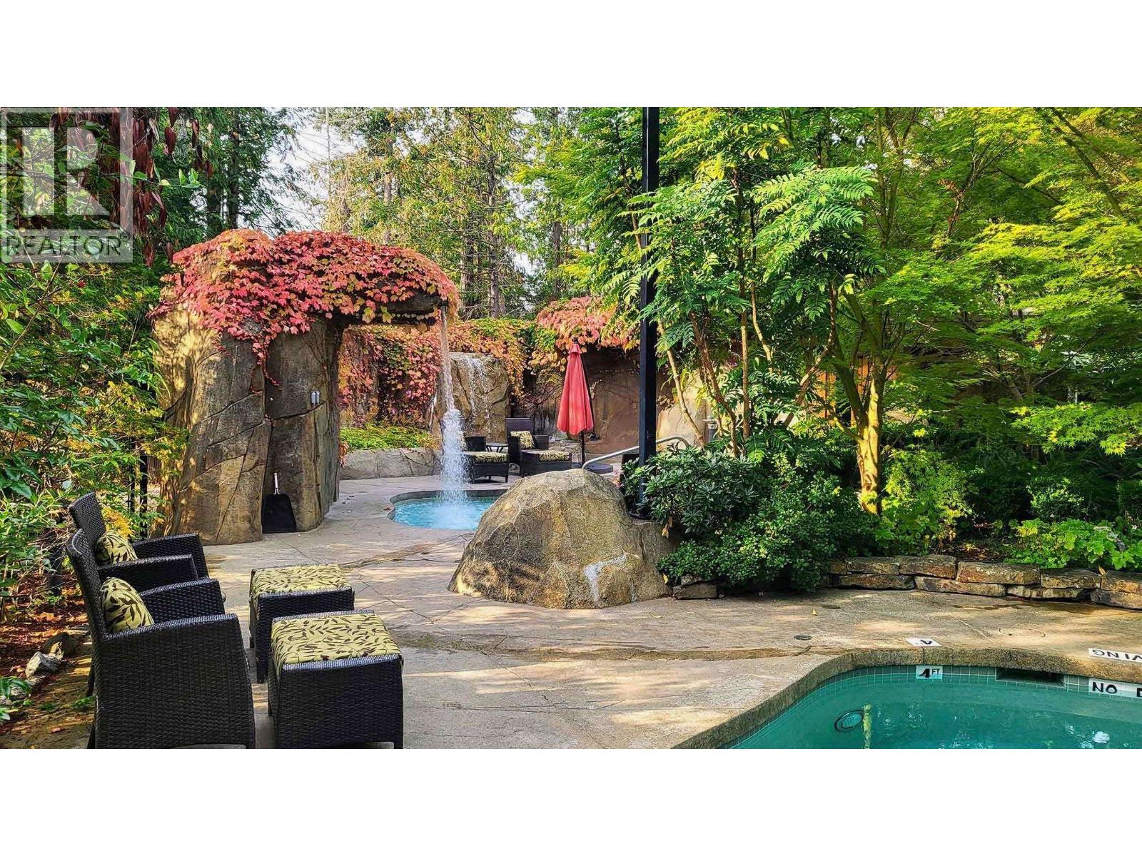 1D 12849 LAGOON ROAD, Madeira Park