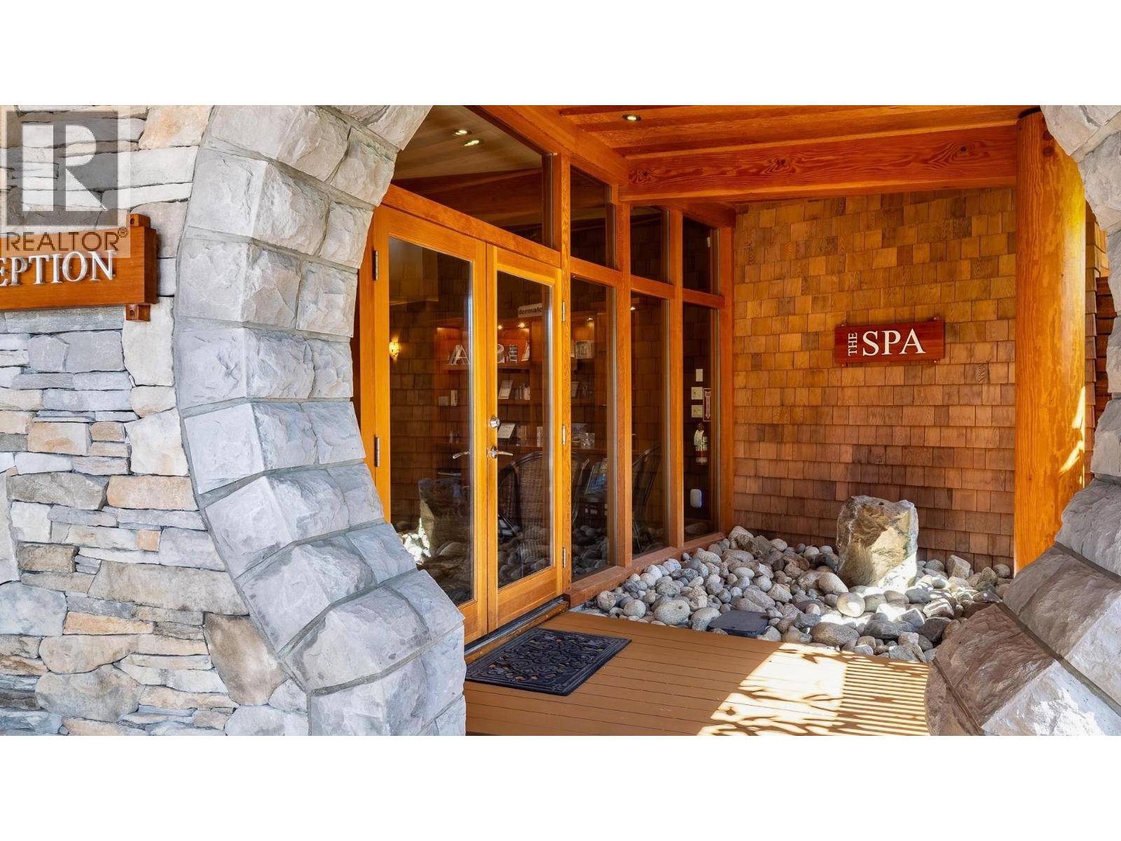 1D 12849 LAGOON ROAD, Madeira Park