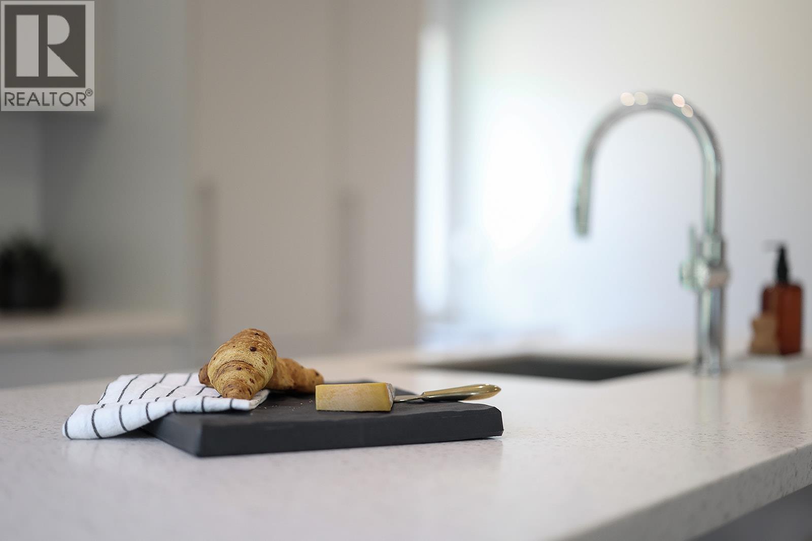 4280 Red Mountain Road Unit# 111, Rossland