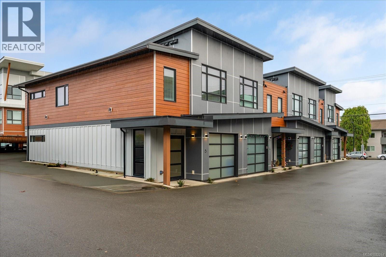 5 119 Moilliet St, Parksville