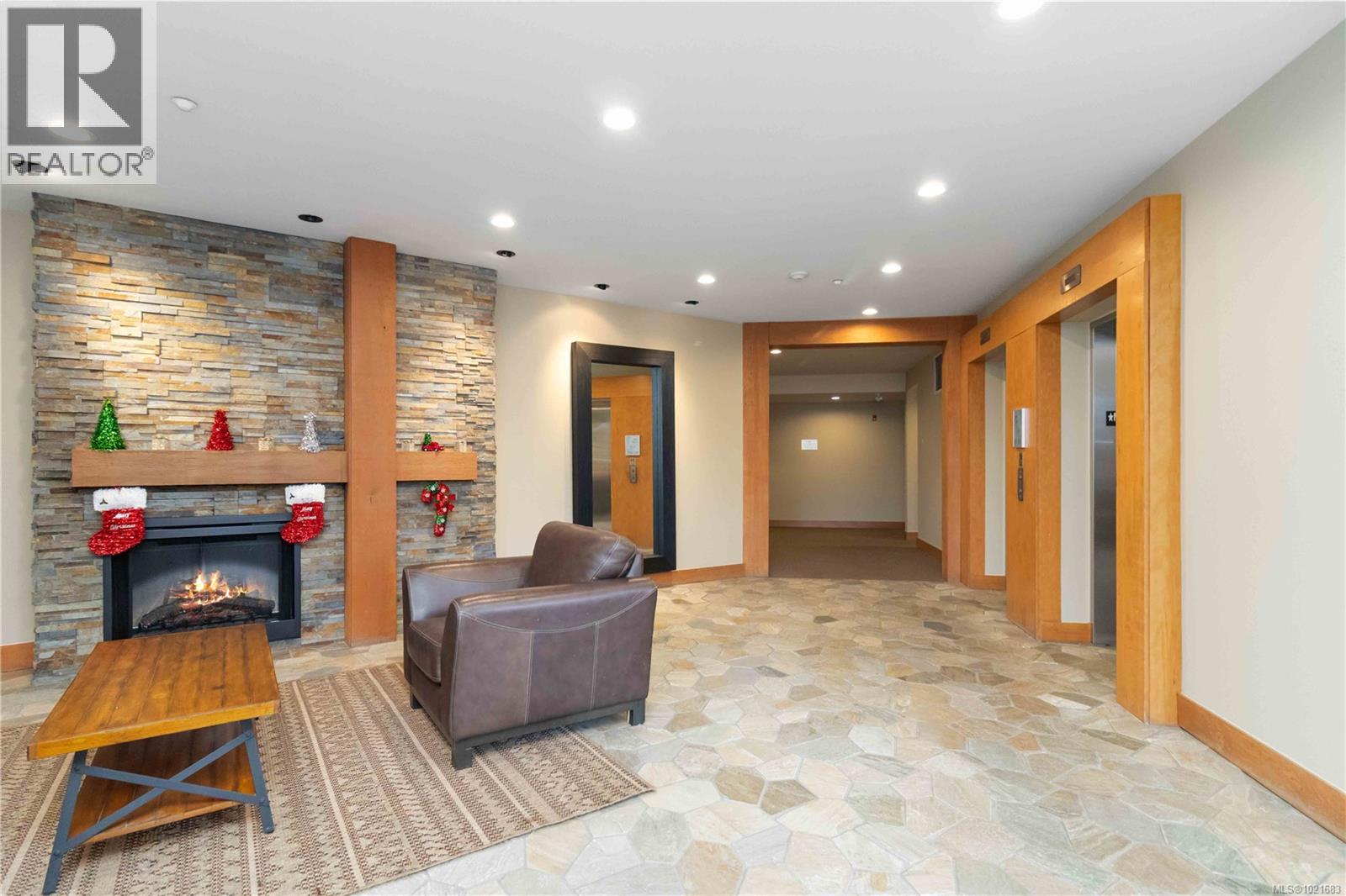 420 1395 Bear Mountain Pkwy, Langford