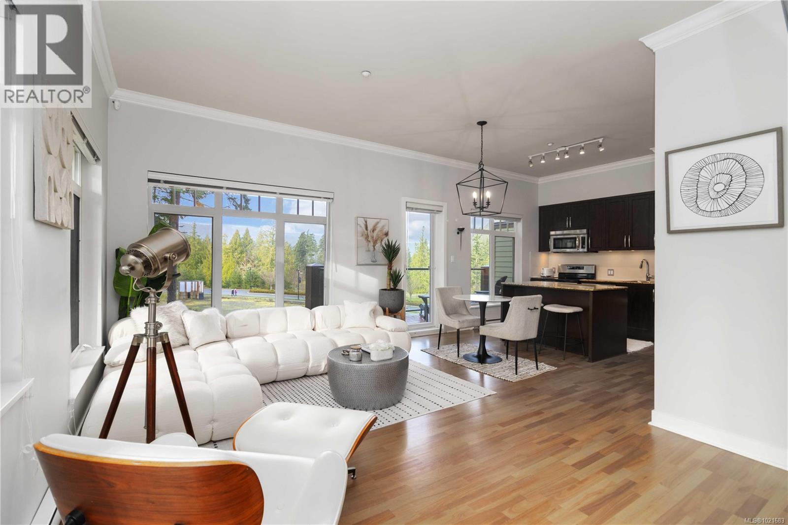 420 1395 Bear Mountain Pkwy, Langford