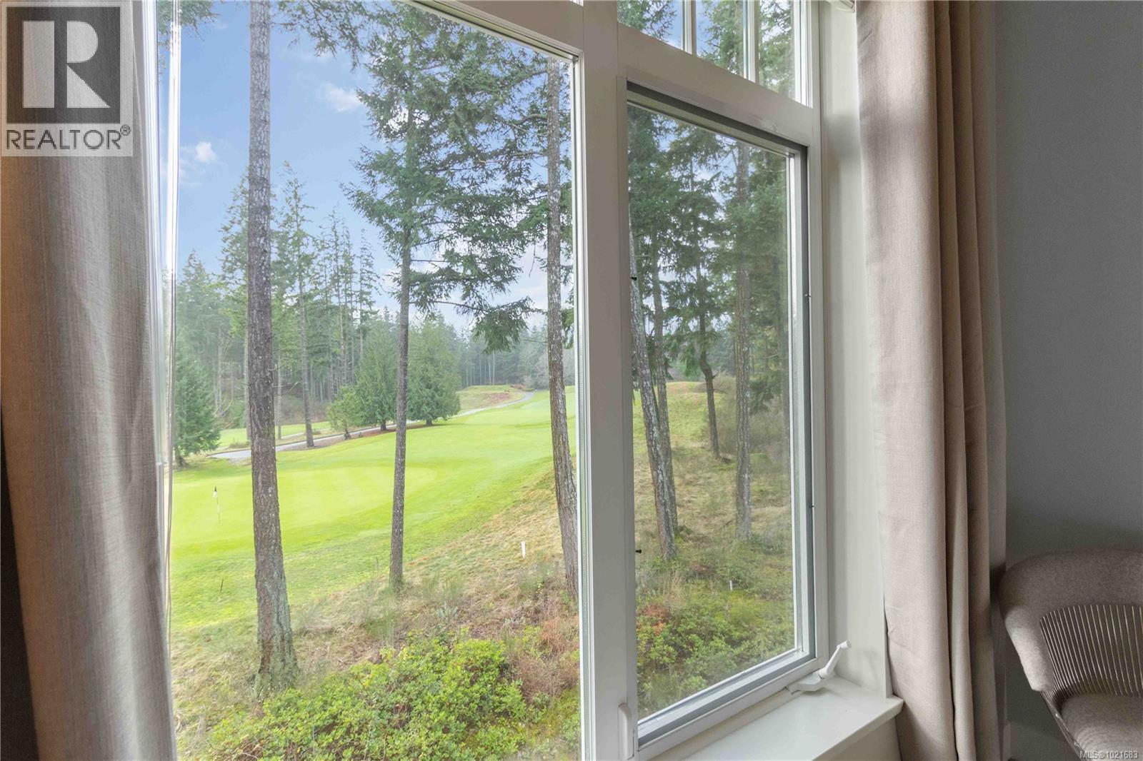 420 1395 Bear Mountain Pkwy, Langford