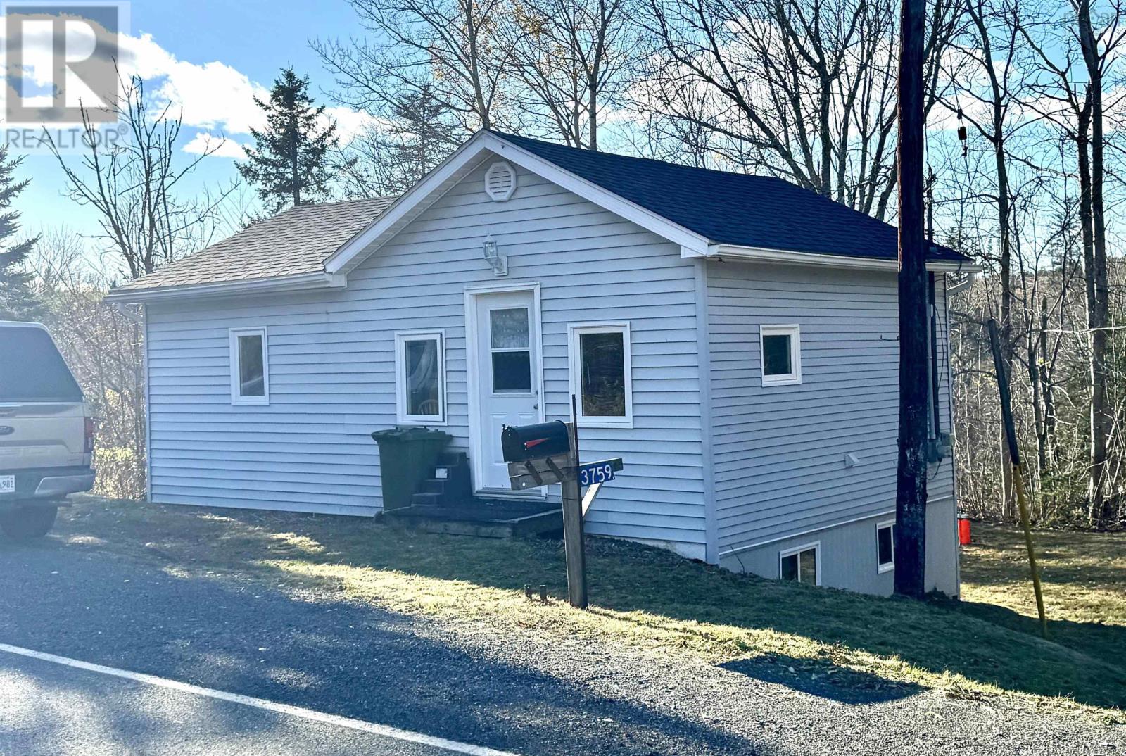 Property 17 of 17 of 3759 East River East Side Road Road