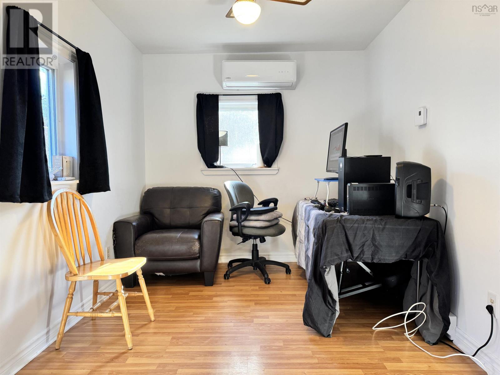 Property 8 of 17 of 3759 East River East Side Road Road