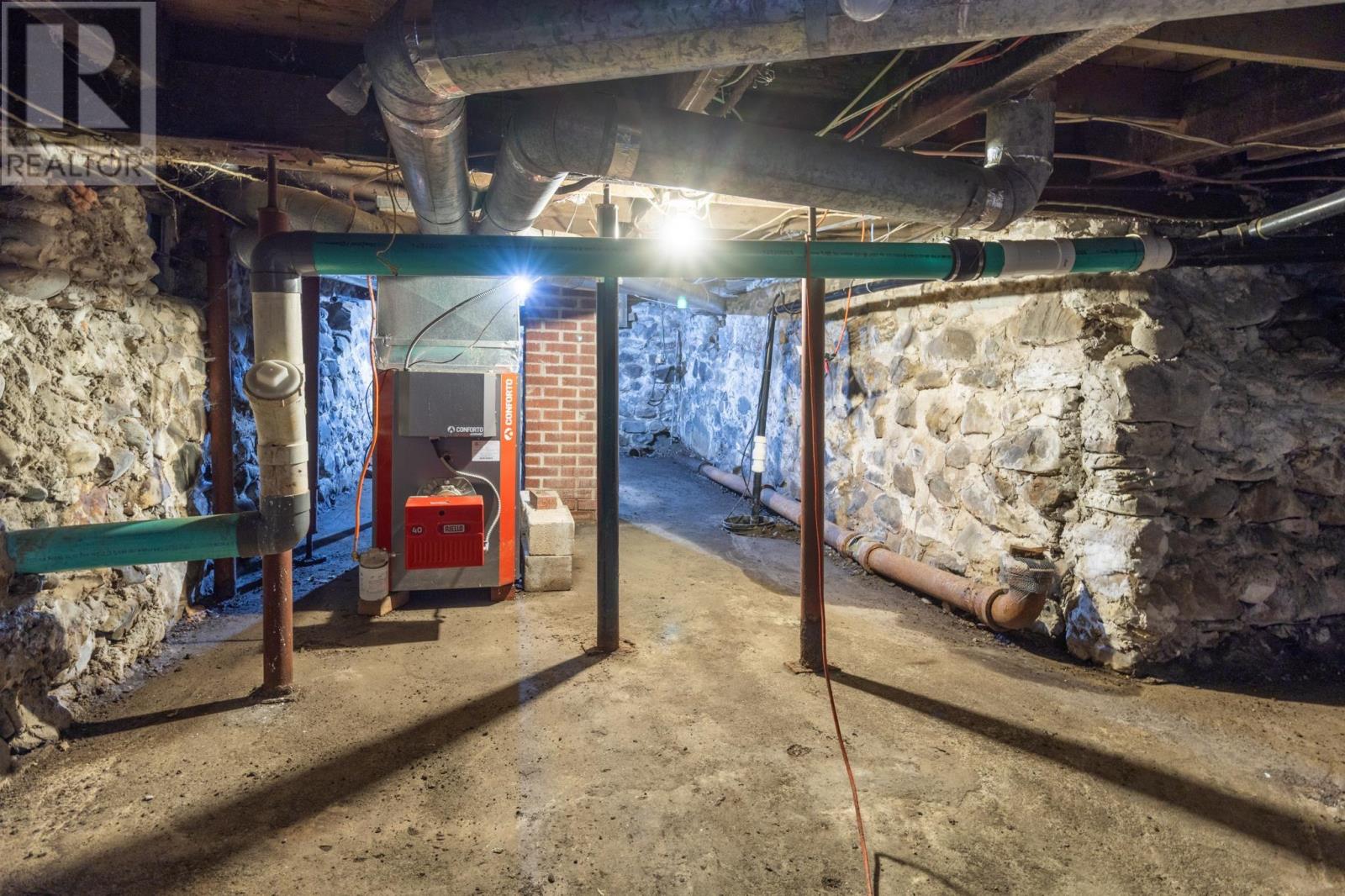 Property 16 of 18 of 3 Baker Street