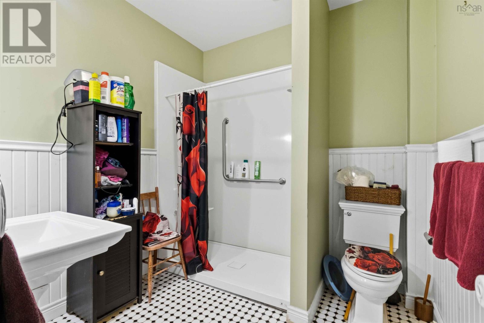 Property 16 of 26 of 9773 Highway 8