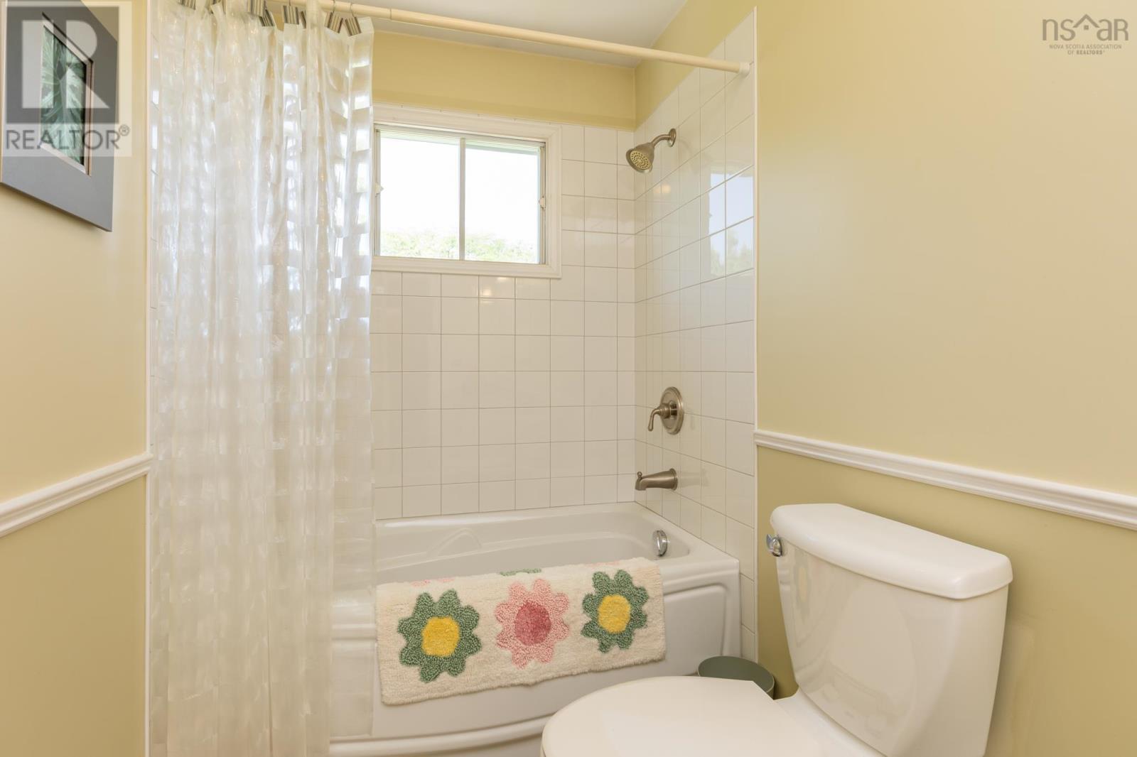 Property 22 of 40 of 4 Harbourview Drive