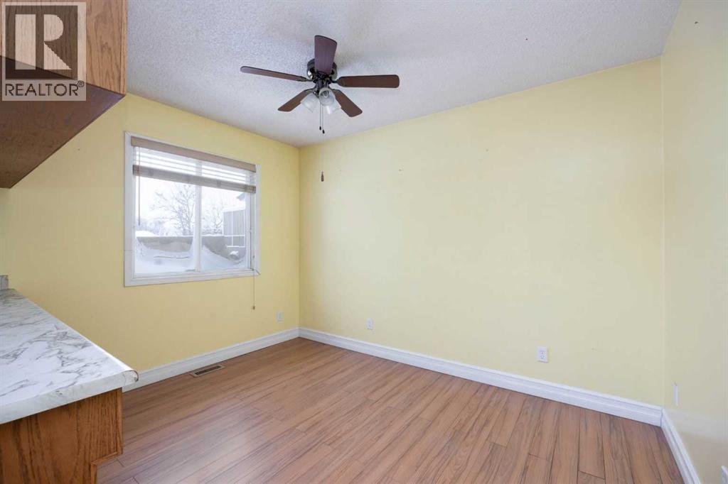 137 Parmenter Crescent, Fort McMurray