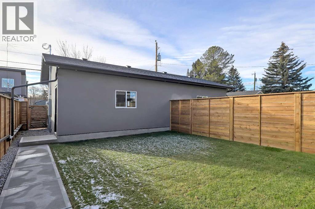 Single Family House for Sale in  Cochrane Road NW Banff Trail Calgary 