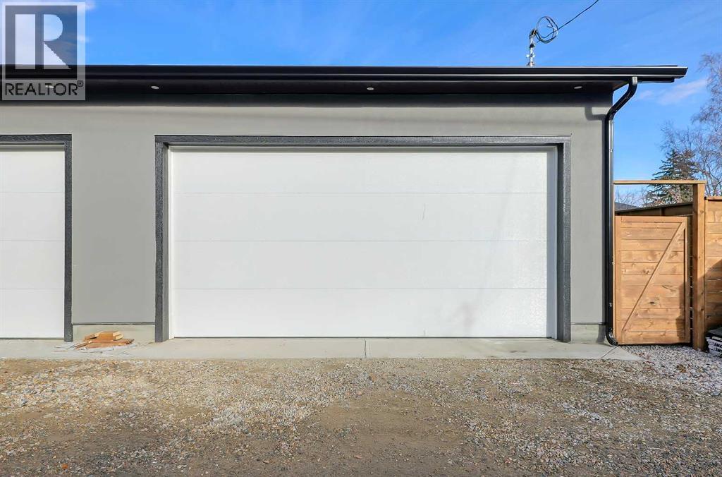 Single Family House for Sale in  Cochrane Road NW Banff Trail Calgary 