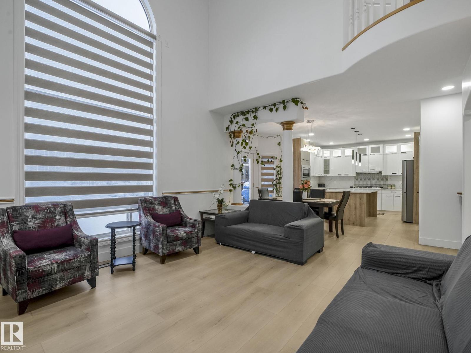 572 BUTTERWORTH WY NW, Edmonton