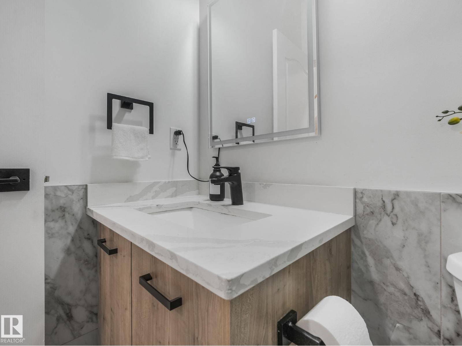 572 BUTTERWORTH WY NW, Edmonton