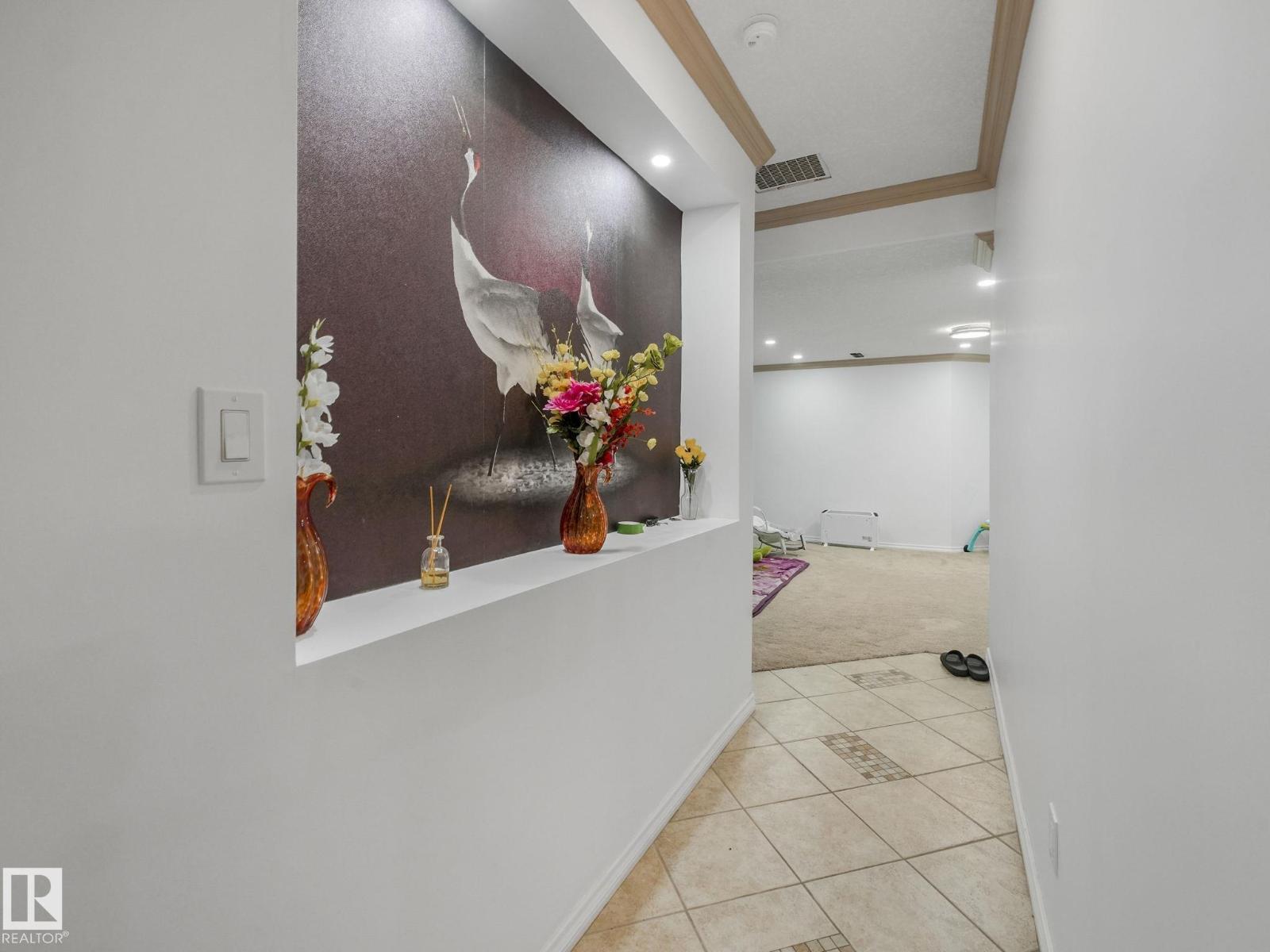 572 BUTTERWORTH WY NW, Edmonton