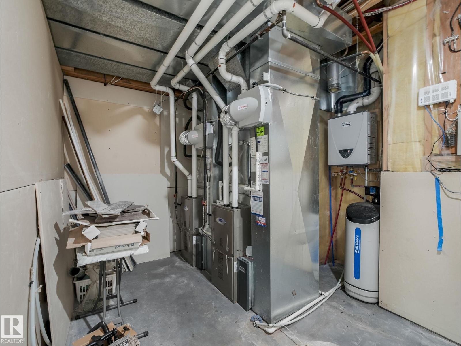 572 BUTTERWORTH WY NW, Edmonton