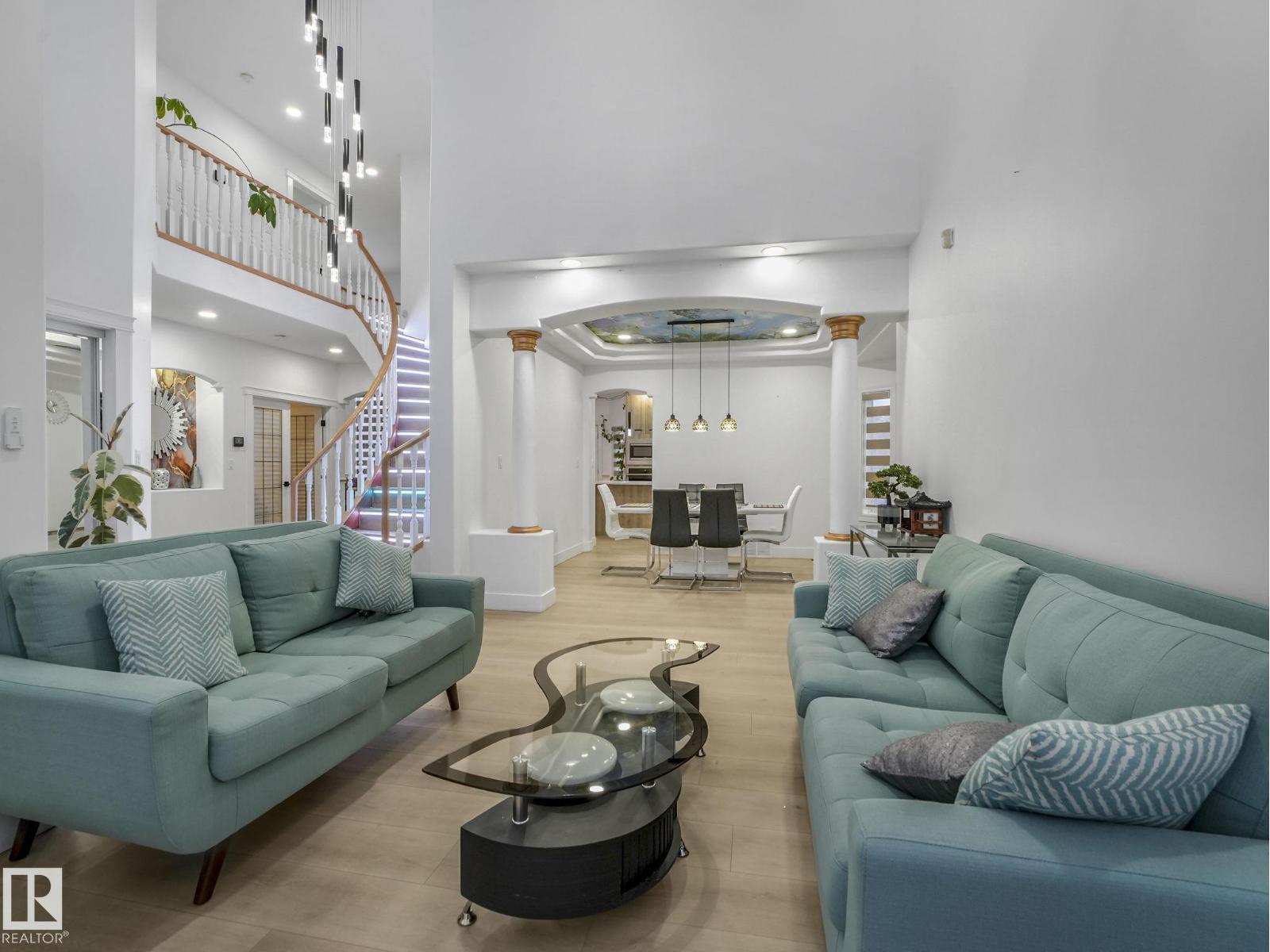 572 BUTTERWORTH WY NW, Edmonton