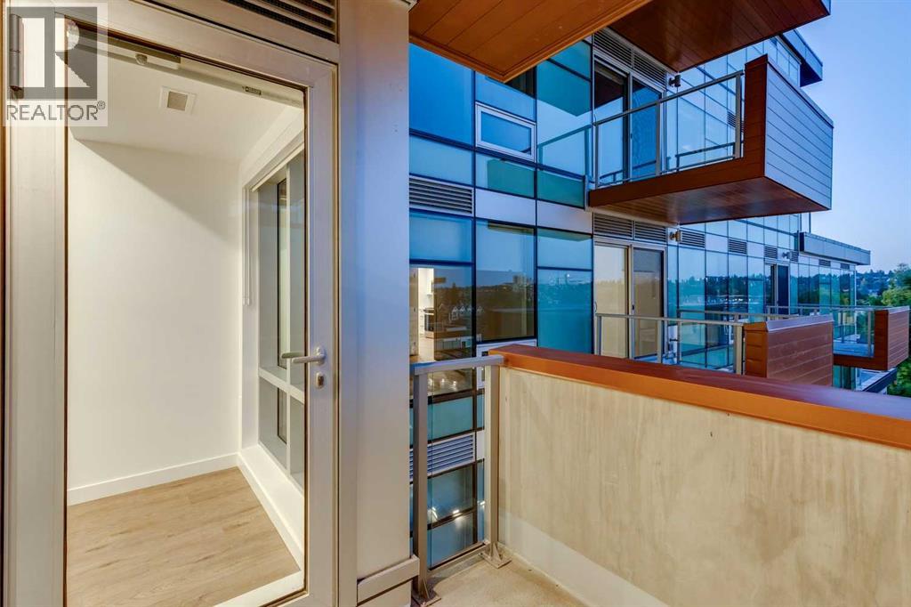 Single Family House for Sale in   A Street NW West Hillhurst Calgary 