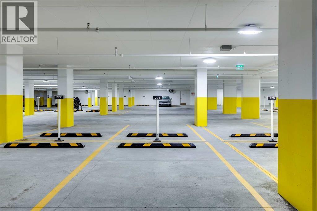 Single Family House for Sale in   A Street NW West Hillhurst Calgary 