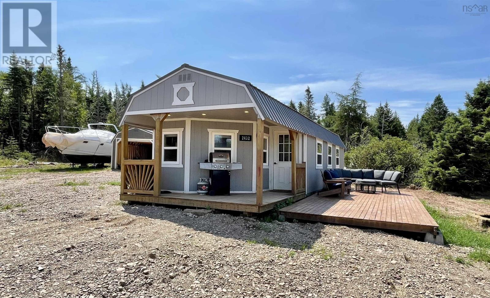 Property photo of 2432 Apple River Road