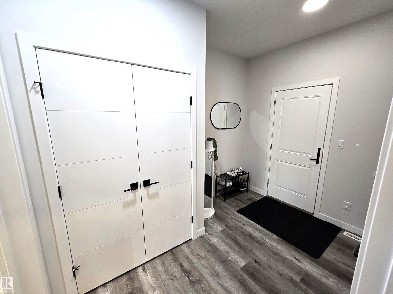 1663 ENRIGHT WY NW, Edmonton