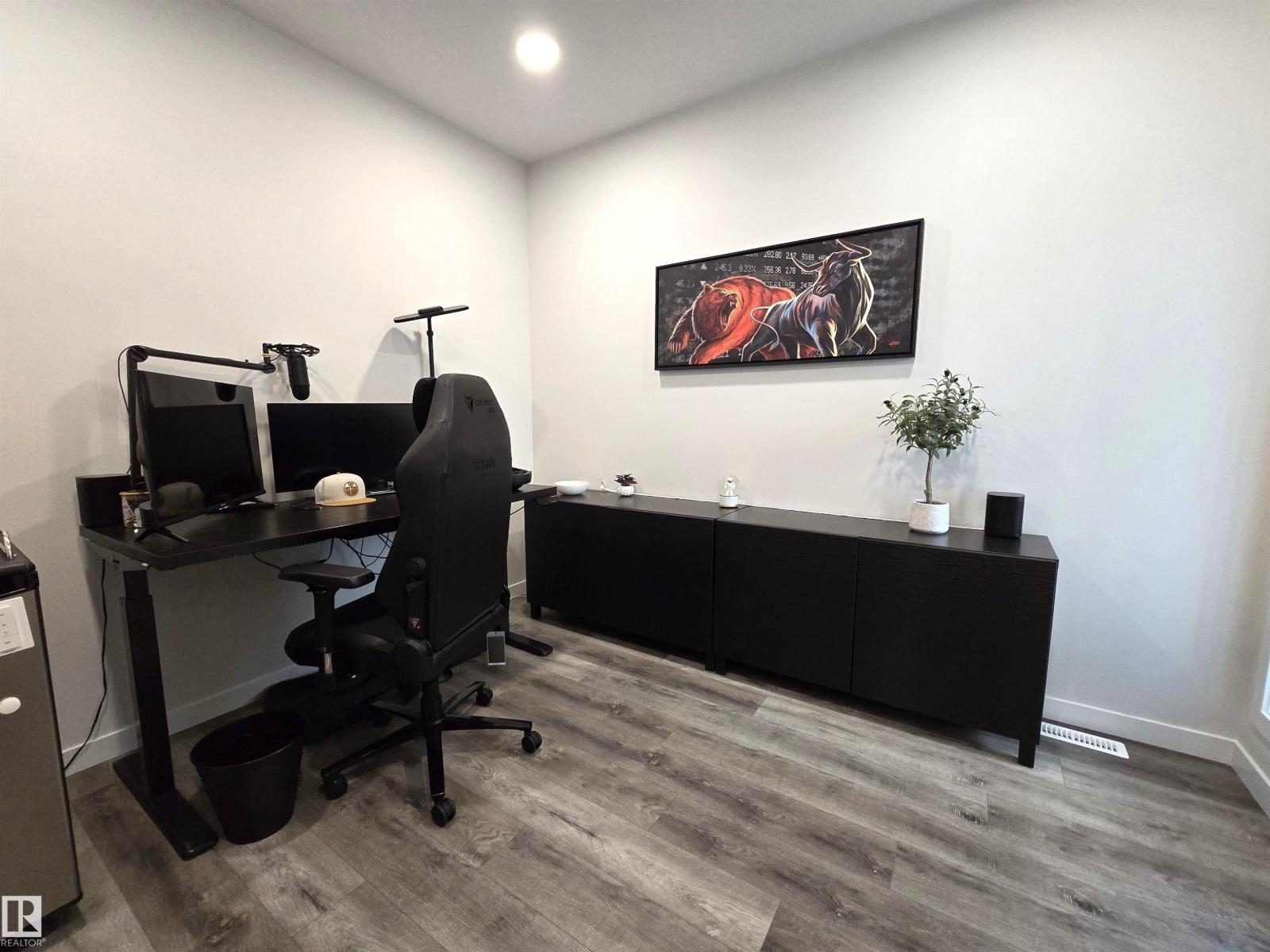 1663 ENRIGHT WY NW, Edmonton