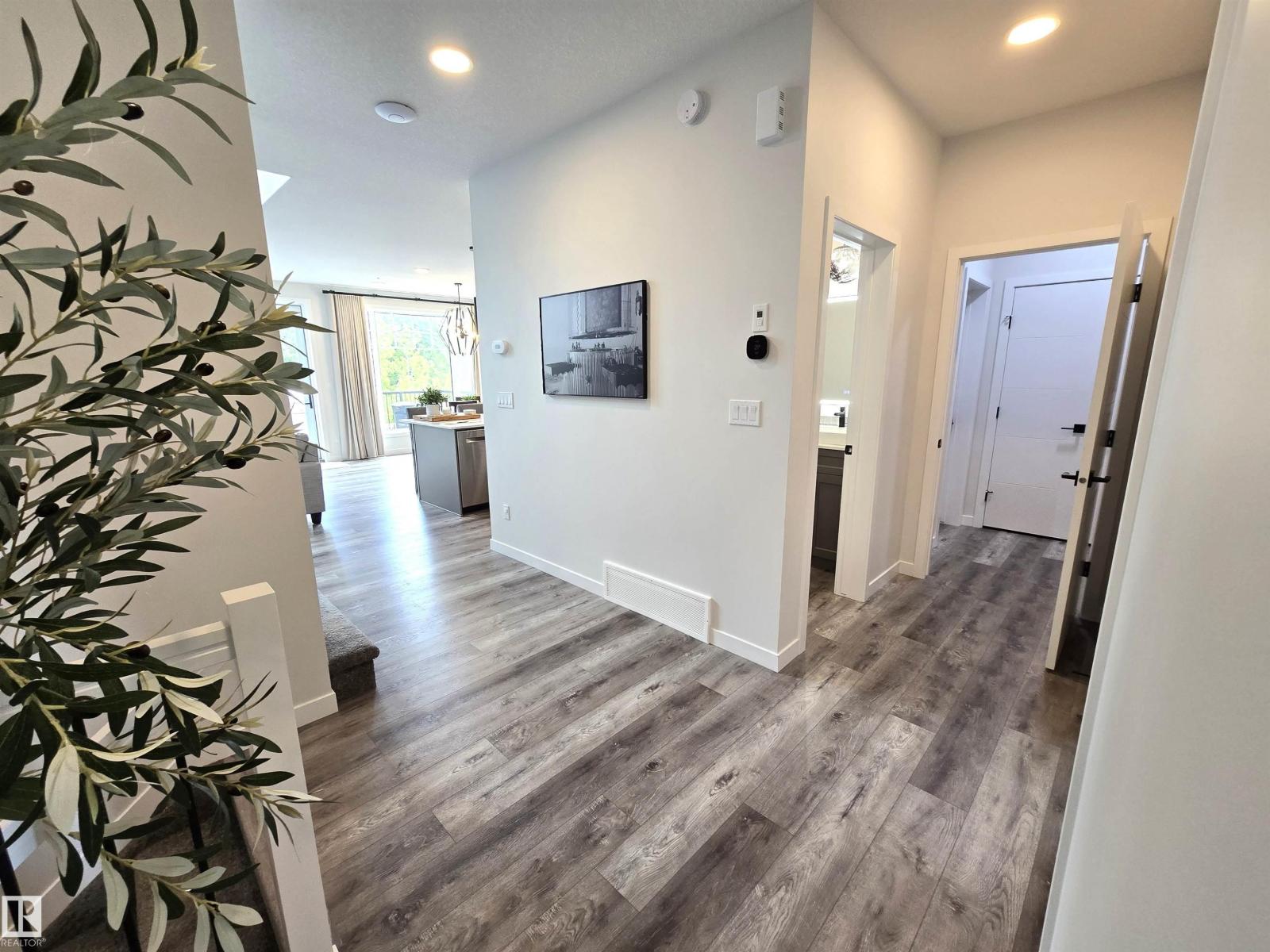 1663 ENRIGHT WY NW, Edmonton