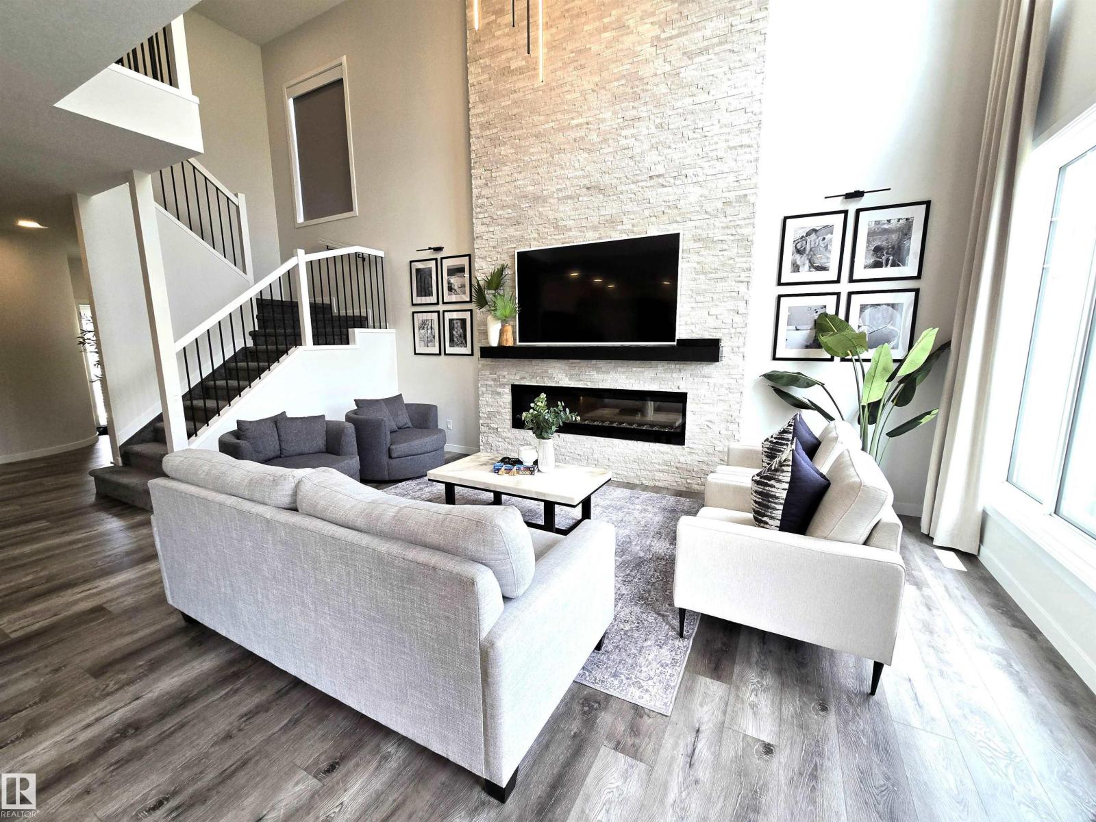 1663 ENRIGHT WY NW, Edmonton