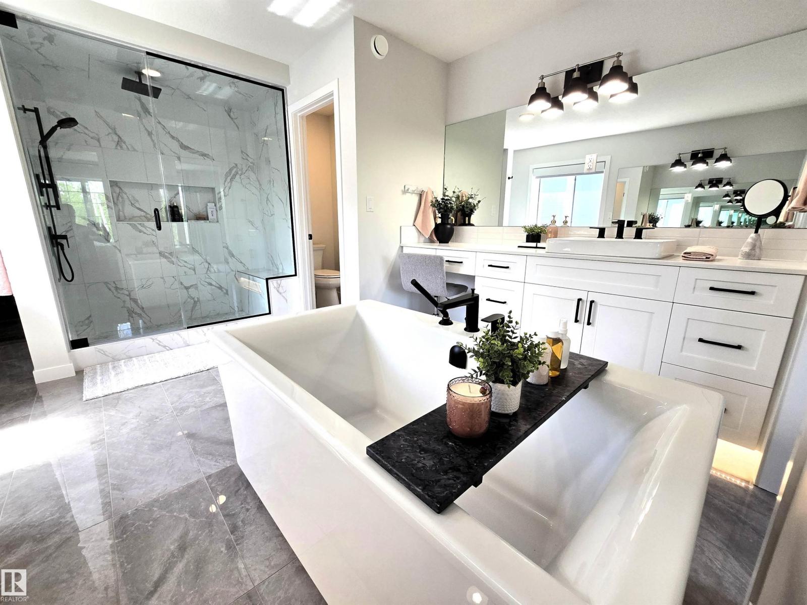 1663 ENRIGHT WY NW, Edmonton