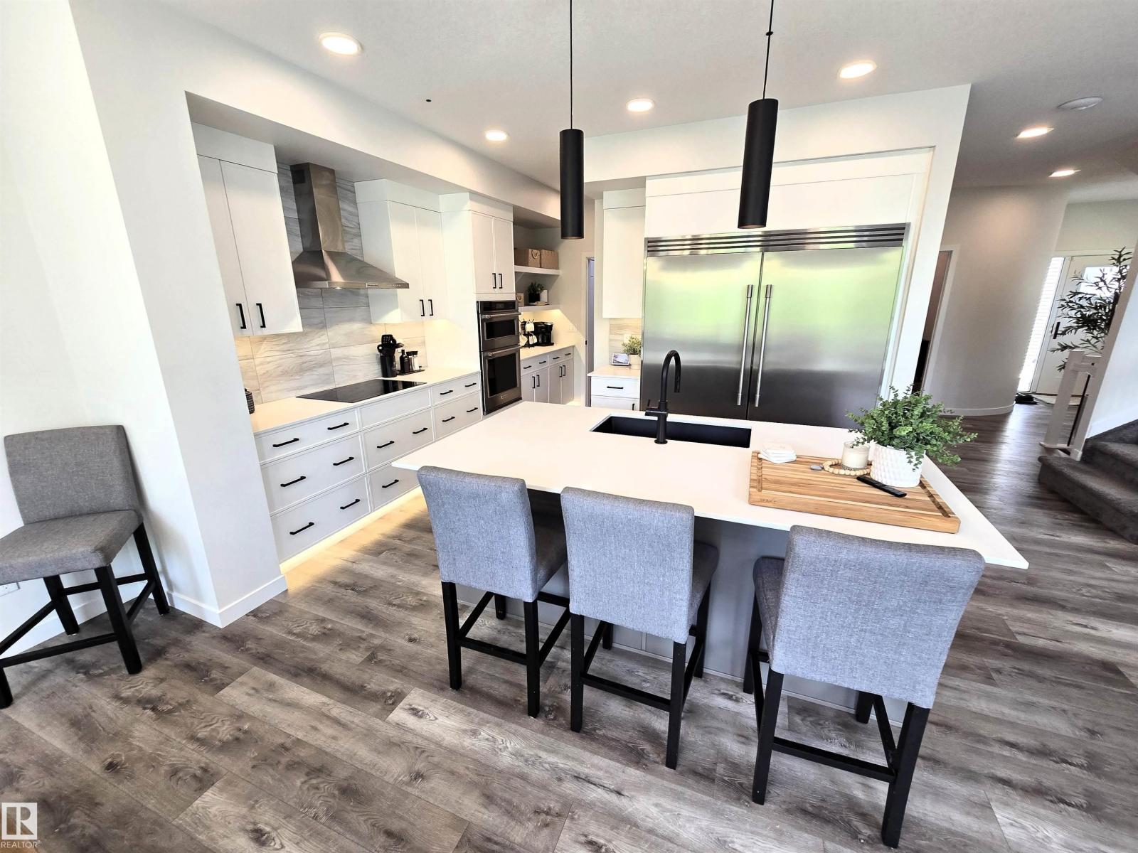 1663 ENRIGHT WY NW, Edmonton