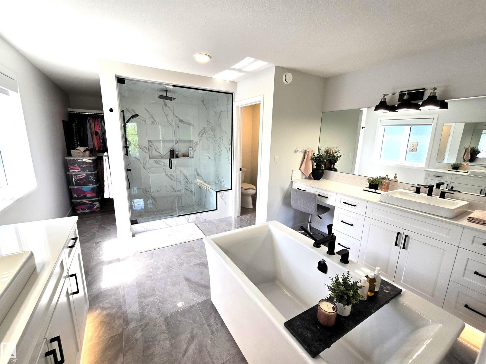 1663 ENRIGHT WY NW, Edmonton