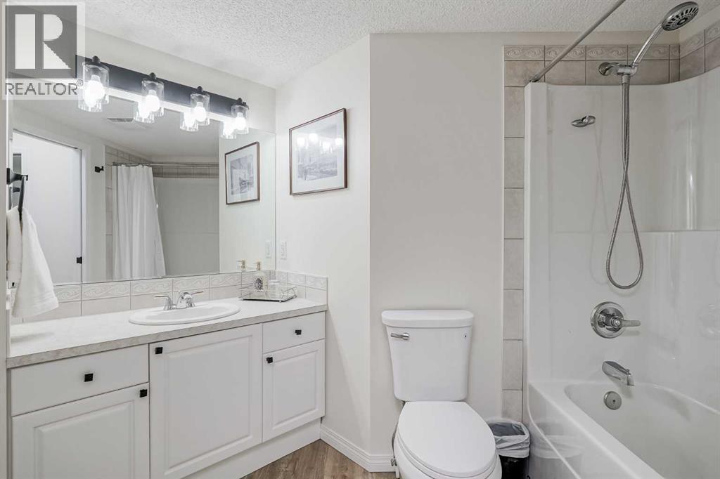 Single Family House for Sale in   Parkridge View SE Parkland Calgary 