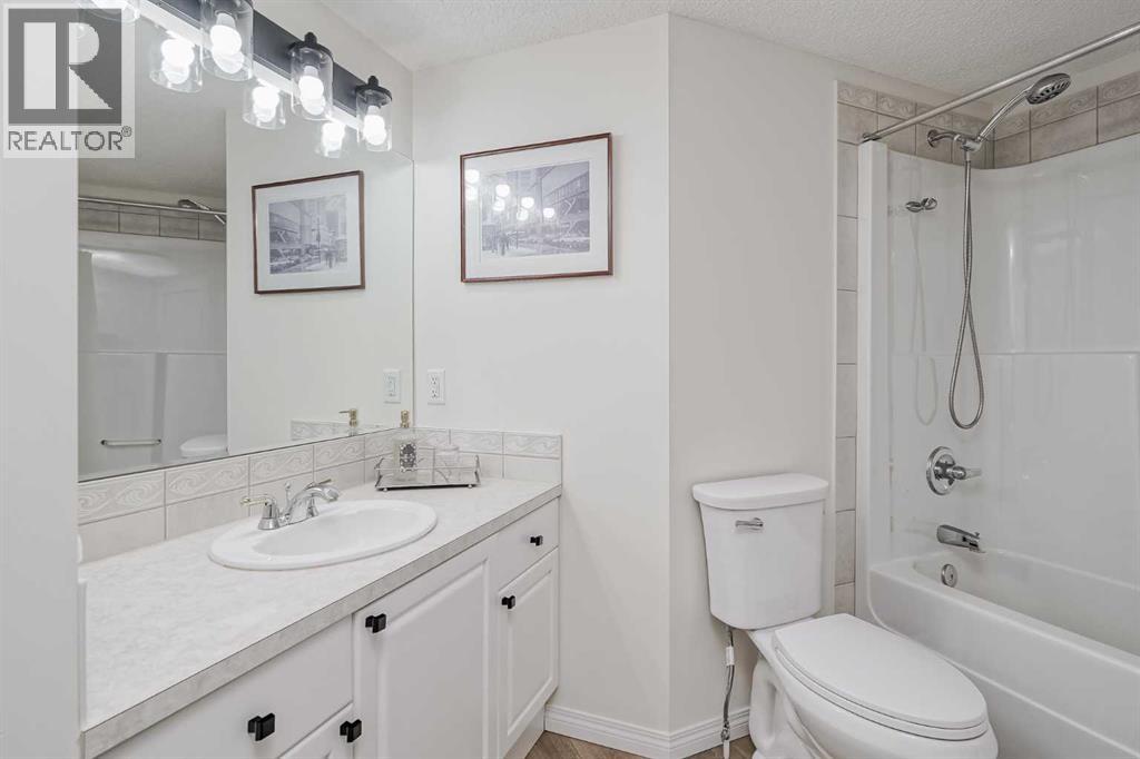 Single Family House for Sale in   Parkridge View SE Parkland Calgary 