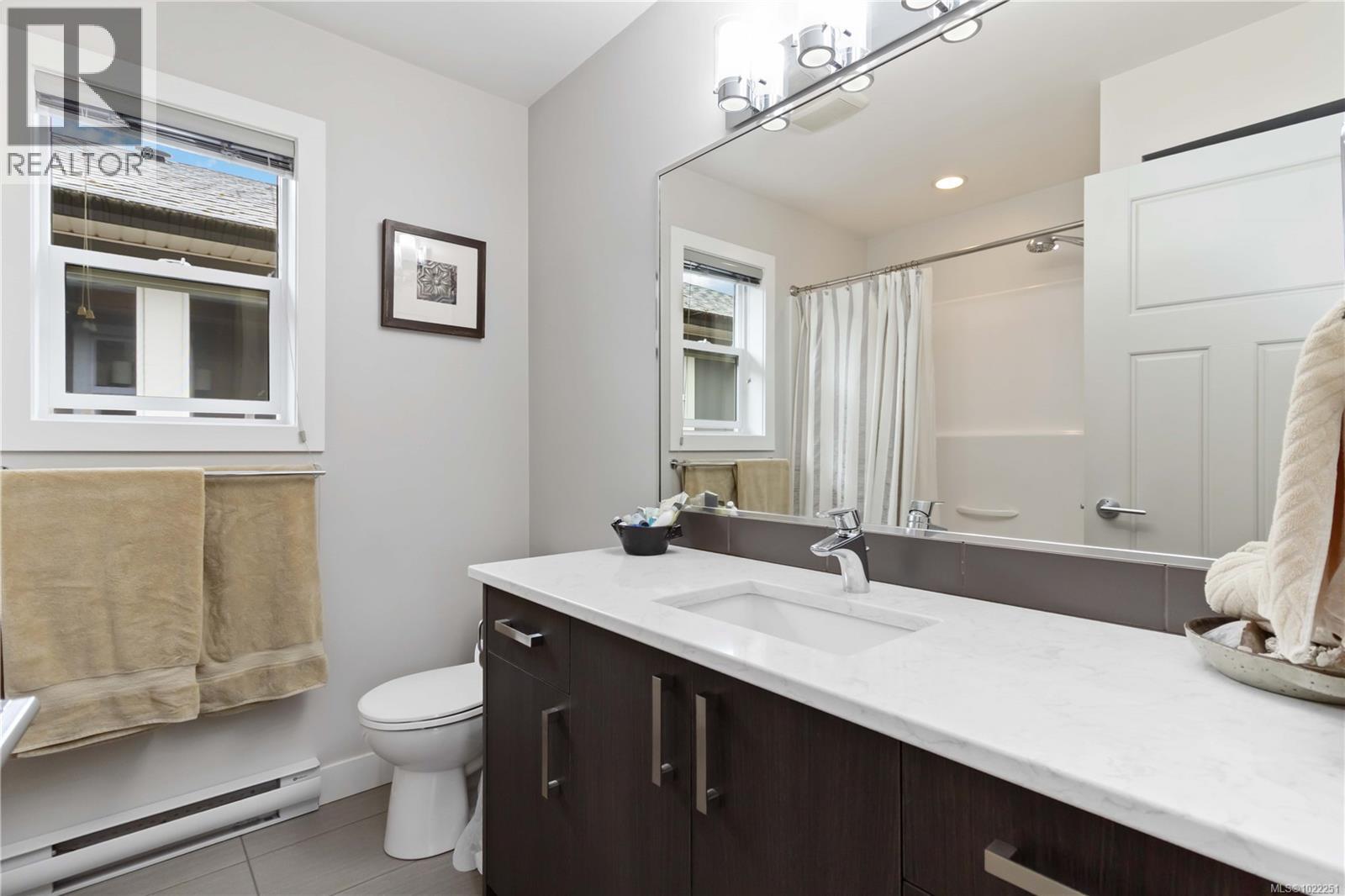 3499 Luxton Rd, Langford