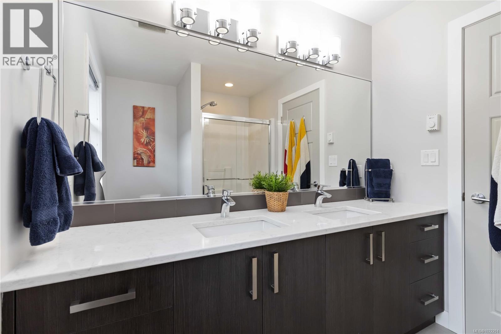 3499 Luxton Rd, Langford