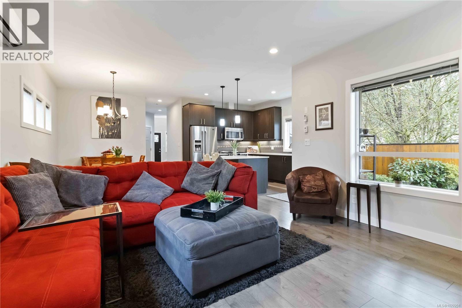 3499 Luxton Rd, Langford