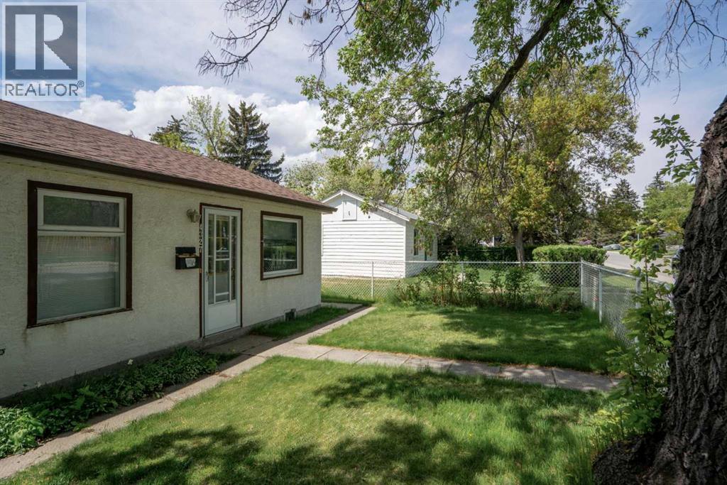 Single Family House Bungalow for Sale in   Avenue NW Montgomery Calgary 