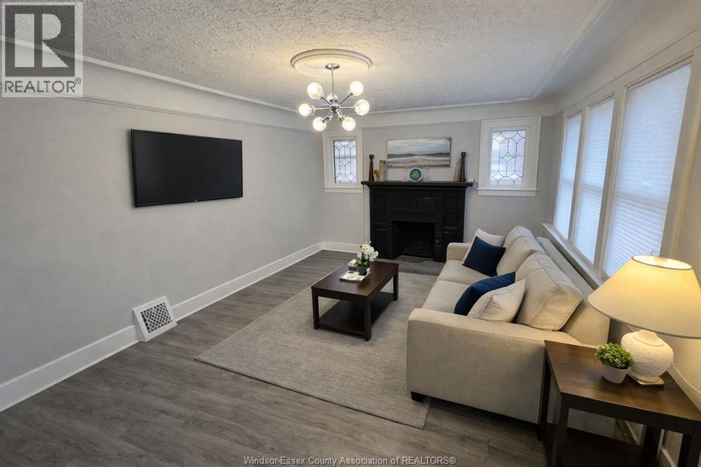 355 Randolph photo 2