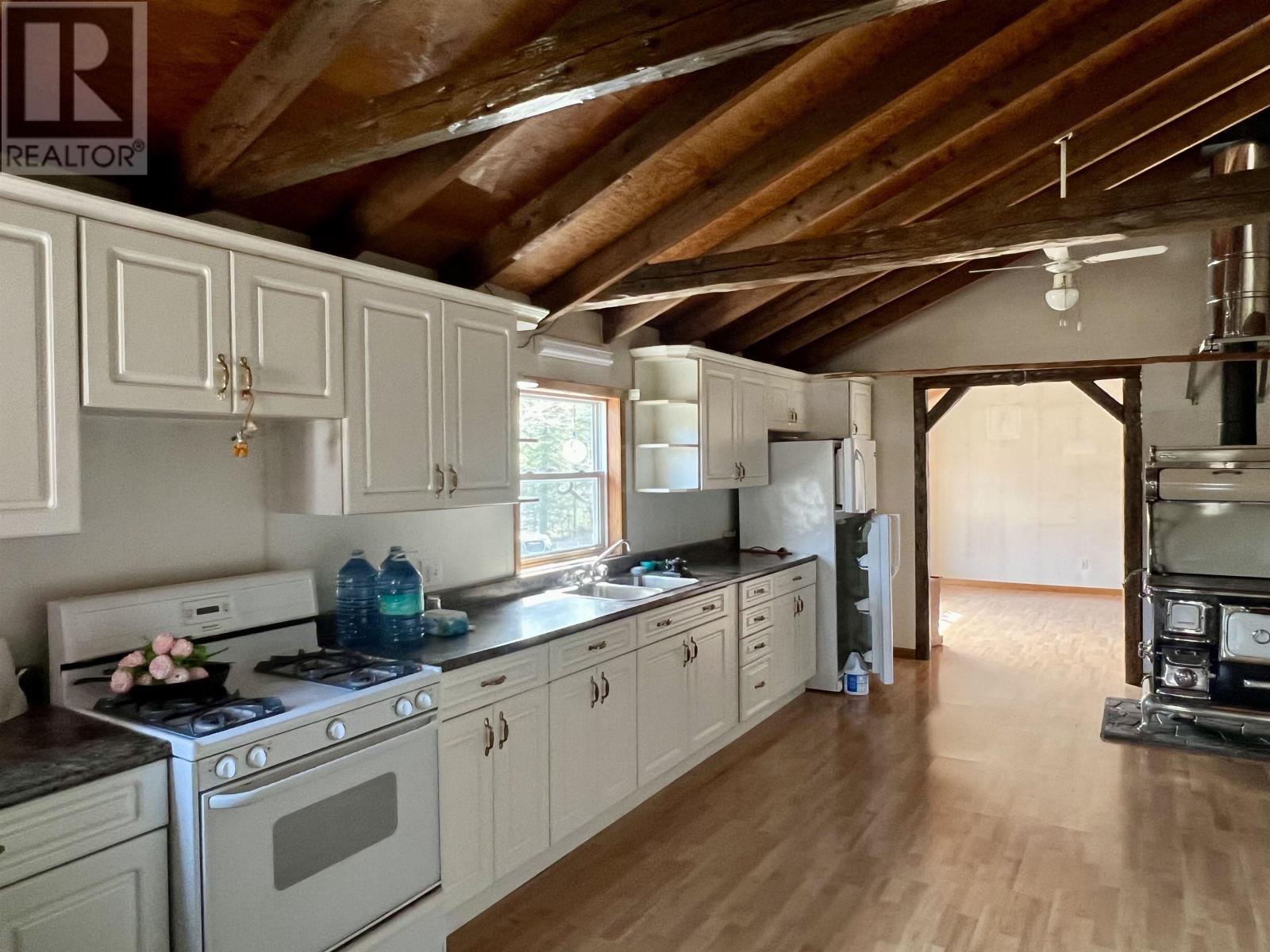 Property 12 of 49 of Old Mulgrave Road