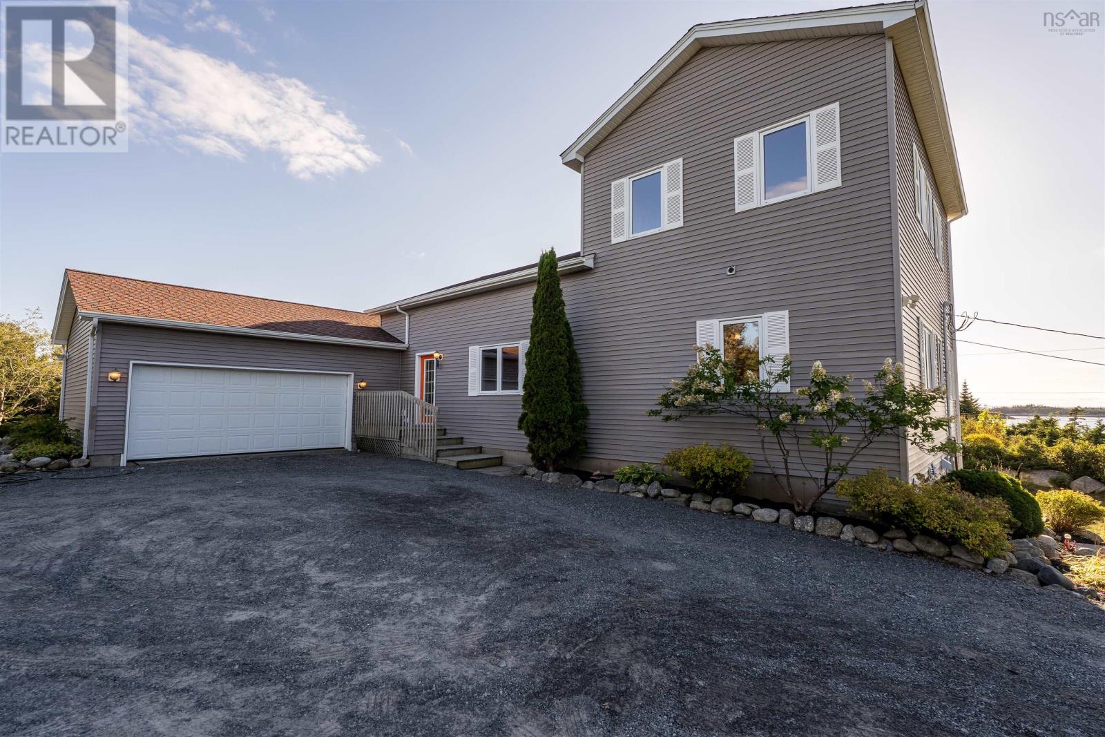 Property 4 of 39 of 93 Crystalwood Drive