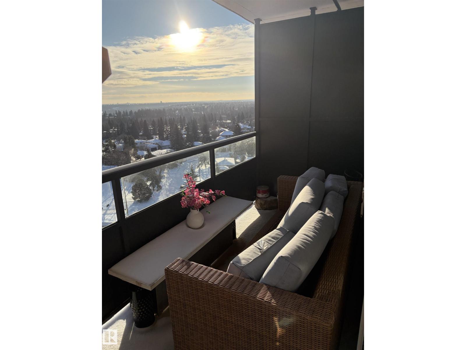 #1314 13910 Stony Plain RD NW, Edmonton