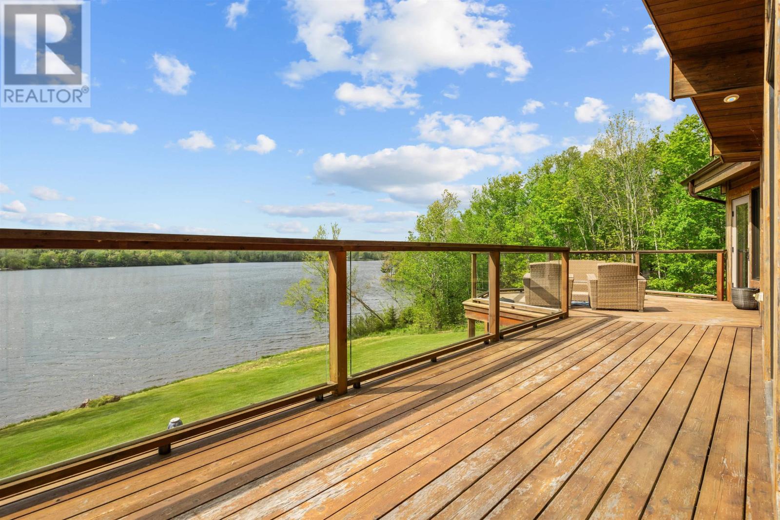 Property 24 of 52 of 16 Sunset Lane