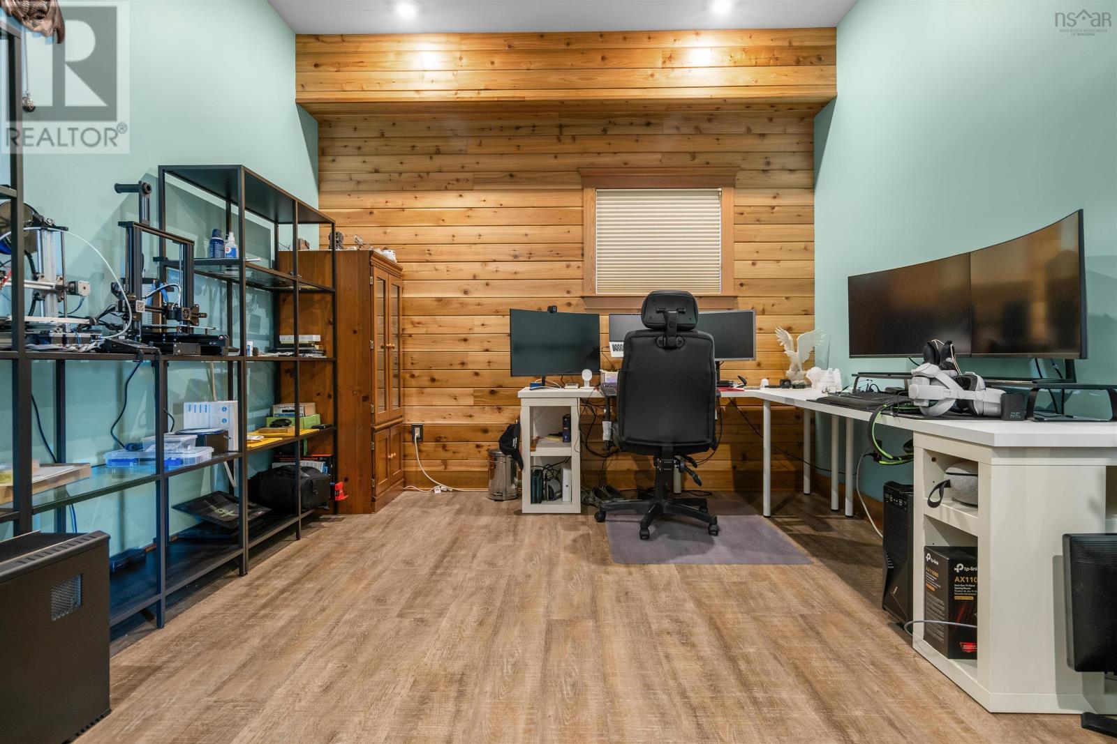 Property 42 of 52 of 16 Sunset Lane