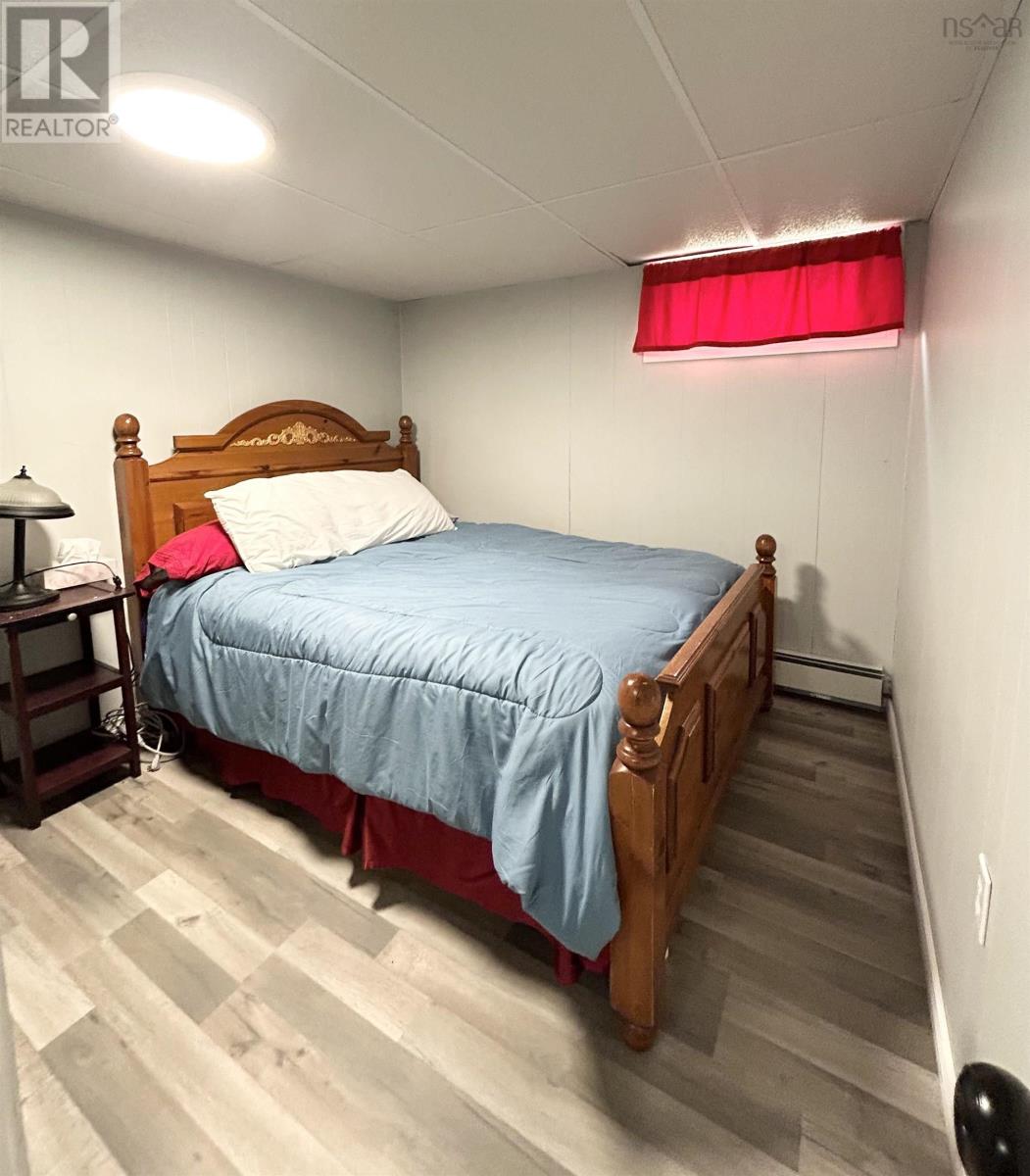 Property 23 of 37 of 8 Smith Avenue