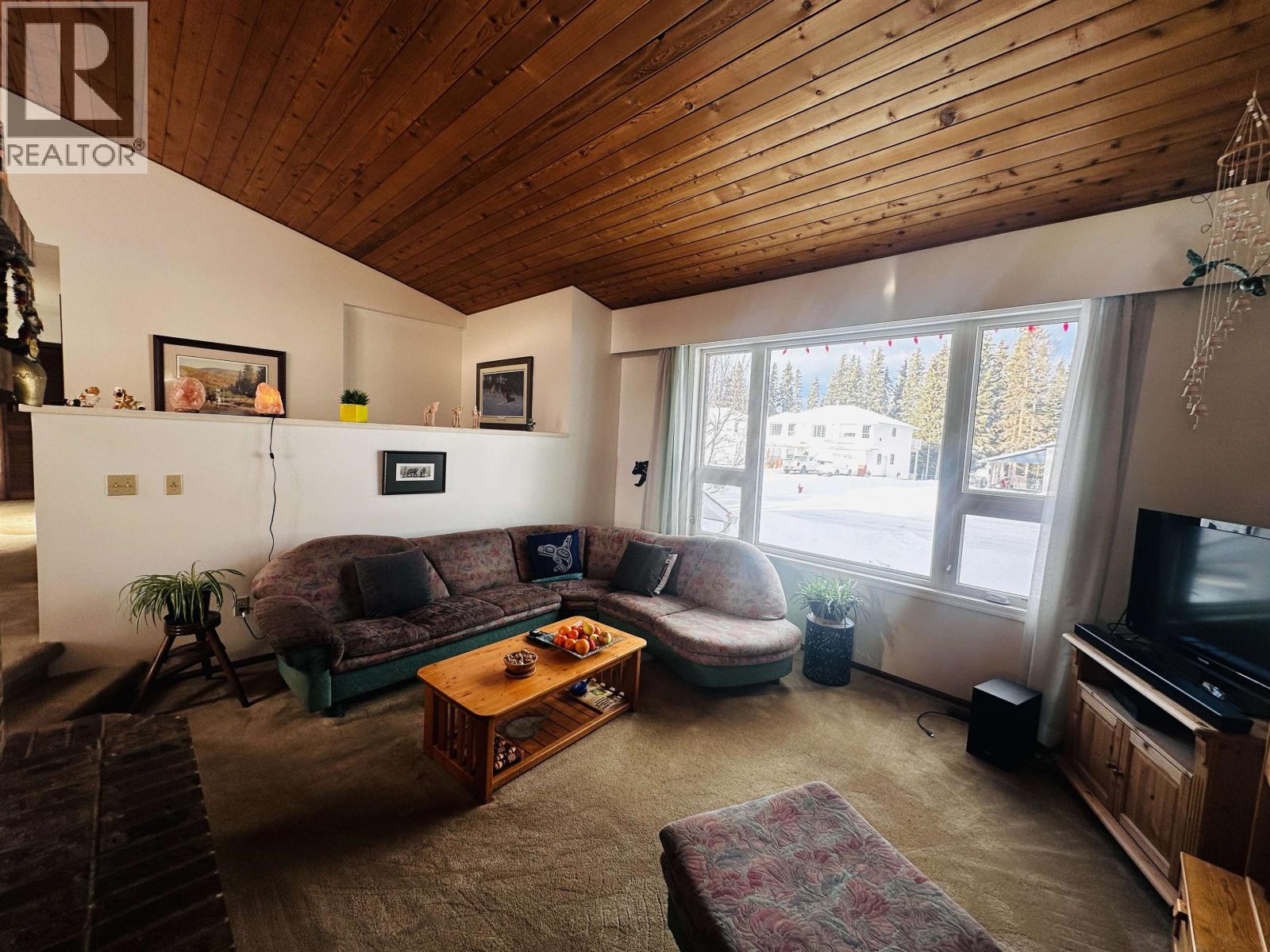 536 5TH Avenue, Burns Lake